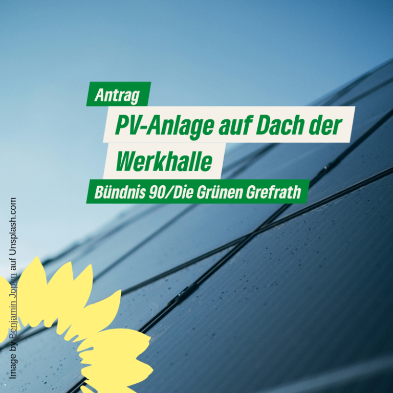 PV-Anlage auf Dach der Werkhalle